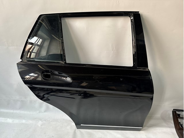 Купити A2047320410 Mercedes 
