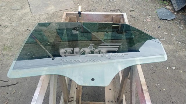 DS73F25713A Ford Скло задніх дверей, лівих