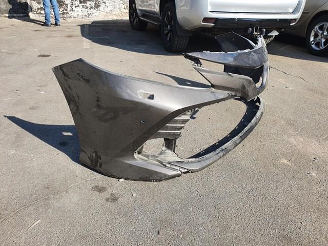 Передній бампер 521193T934 Toyota