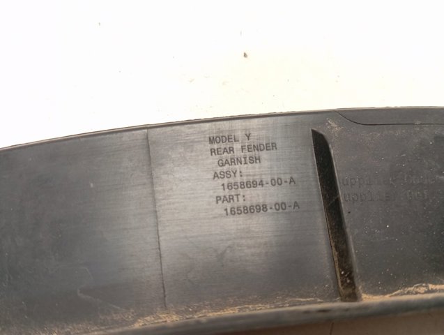 Купити 165869400A Tesla 