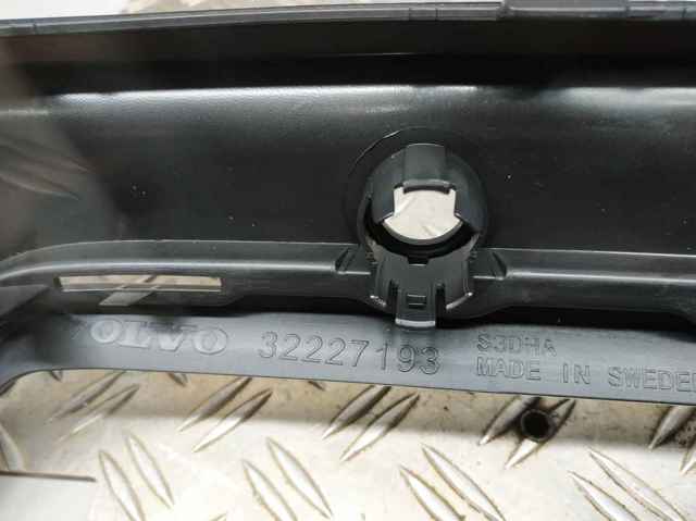 Купити 32227193 Volvo 