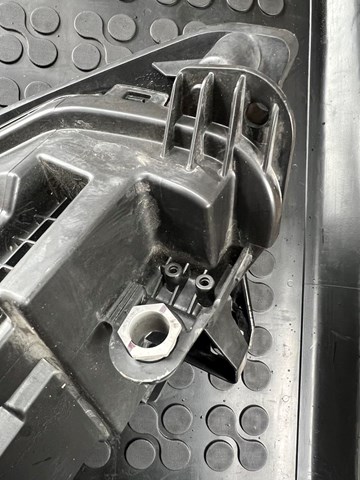  Land Rover LR128056 ціна, від 823.27 USD