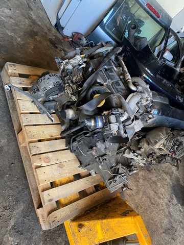 Купити F9QE804 Renault (RVI) Двигун