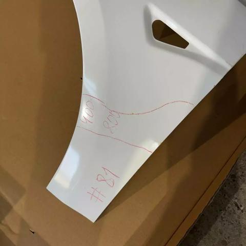 1714884ECD Tesla Переднє ліве крило