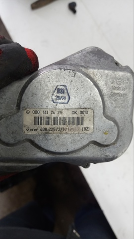 Блок дросельної заслінки Mercedes A0001417425 ціна, від 261.06 USD