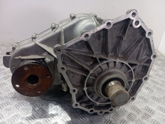 Купити 331001LA0A Nissan/Infiniti 