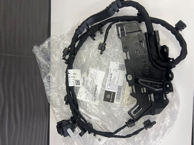 Джгут проводів моторного відсіку Mercedes A2561508800 ціна, від 176.48 USD