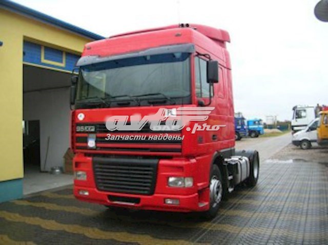 1295735 DAF Накладка підніжки