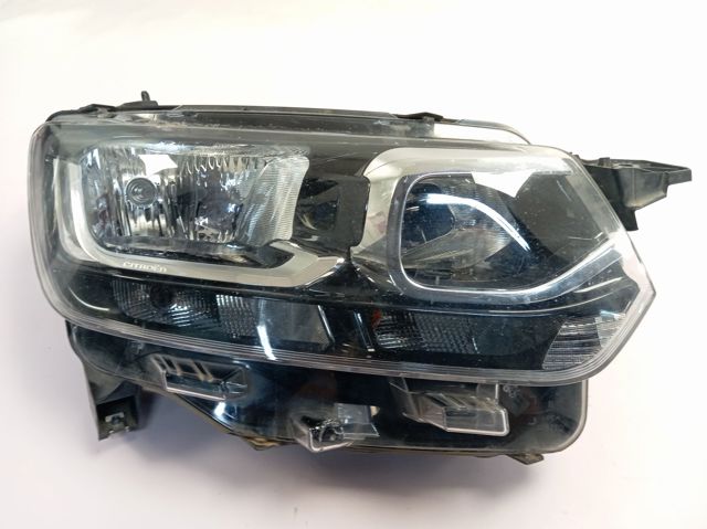 Основна фара - вставка Signeda ZCT1166R ціна, від 199.67 USD