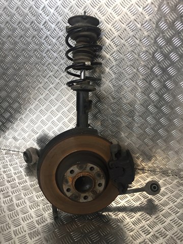 Купити 6764443 BMW Цапфа - поворотний кулак передній, лівий