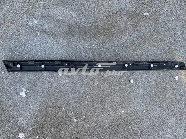808766FR0A Nissan/Infiniti Молдинг передніх правих дверей, нижній