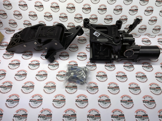  Land Rover VPLKP0499 ціна, від 458.33 USD