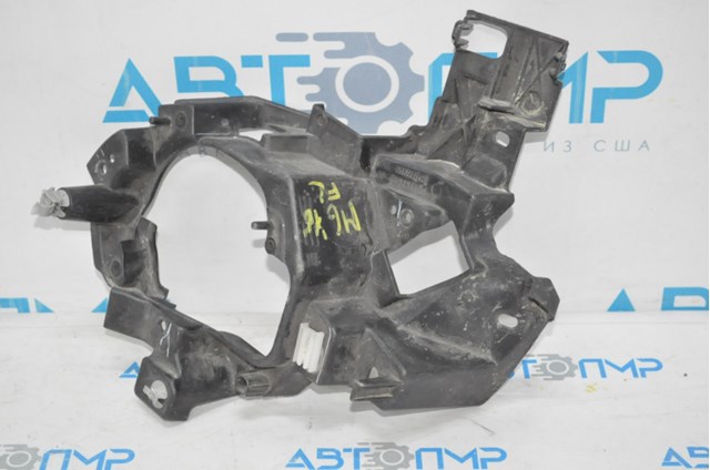 Кронштейн кріплення протитуманною фари, лівою G46L51694 Mazda