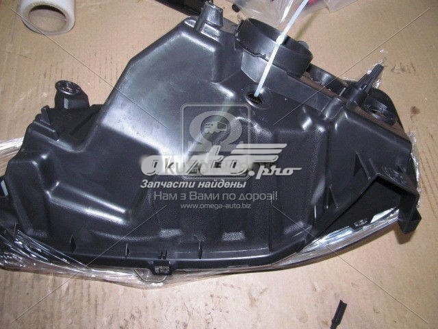 20B883062B TYC Фара правая