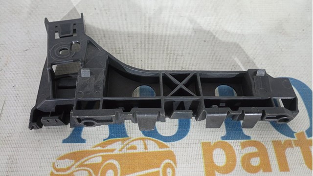 Кріплення бампера General Motors 13378443 ціна, від 10.14 USD