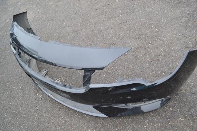 Передній бампер 39130492 Opel