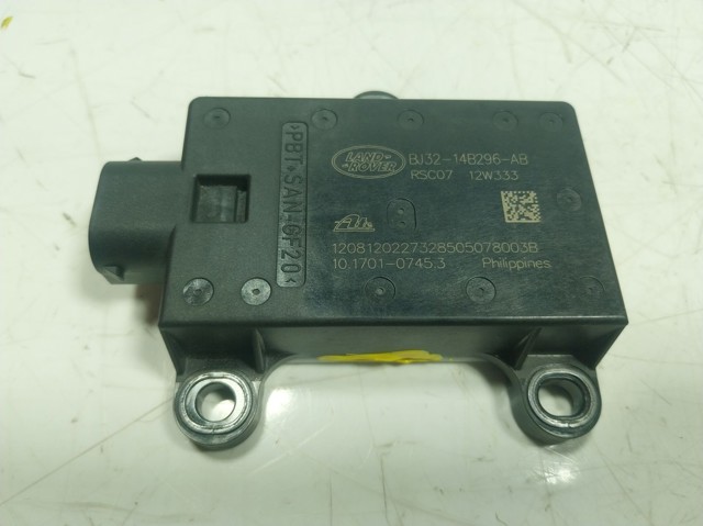 Купити LR024197 Land Rover 
