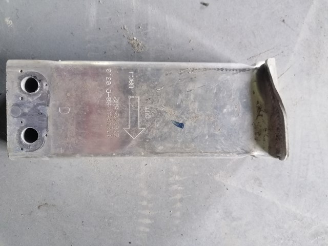 Кронштейн підсилювача переднього бампера FPS FP8502949