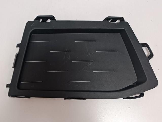 7095157 Autotechteile Молдинг решітки переднього бампера, правий
