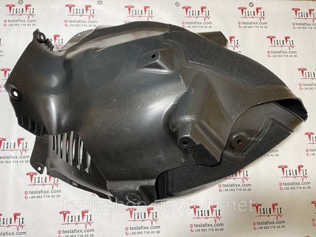 Підкрилок передній лівий 149261300C Tesla
