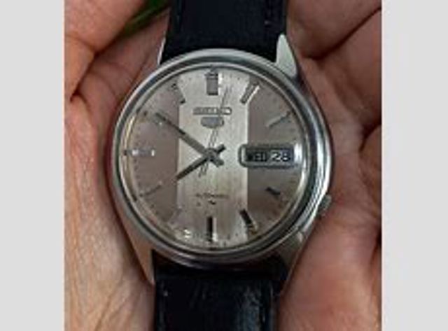 Скло передніх дверей, лівою XYG GS7009D305 ціна, від 25.15 USD