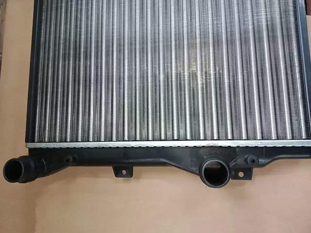 Купити 955508A1 Polcar Радіатор двигуна