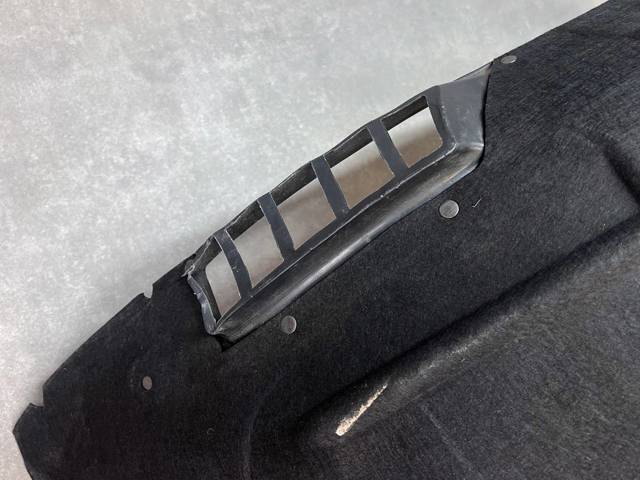 Підкрилок переднього крила, лівий VAG 9J1810907D ціна, від 135.75 USD