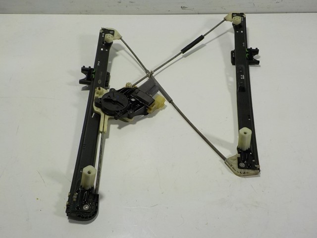 LR043934 Land Rover Склопідйомник (механізм переміщення скла)