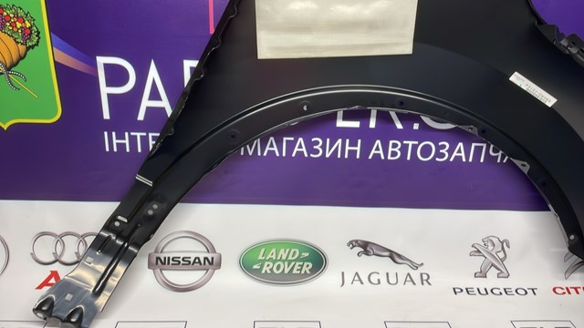 F31016MAMA Nissan/Infiniti Переднє ліве крило