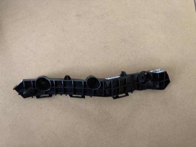 Направляюча заднього бампера, ліва Toyota 525760D470 ціна, від 20.17 USD
