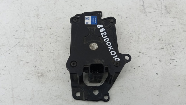 882100K010 Toyota 