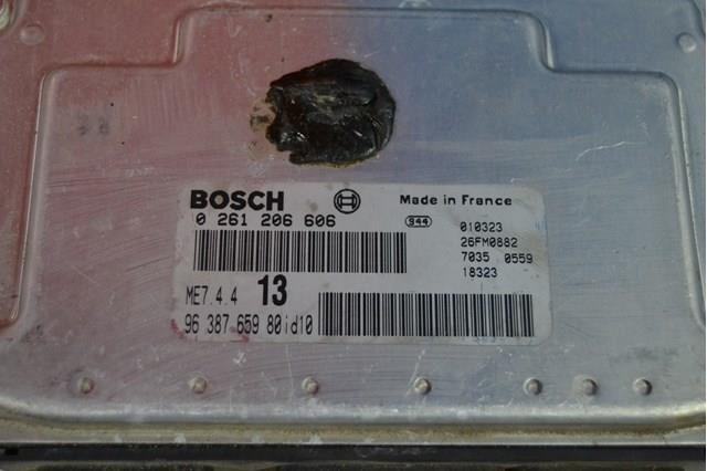 Електронний блок керування двигуном 0261206606 Bosch
