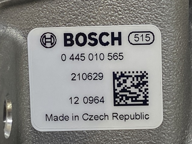 Насос паливний високого тиску Bosch 0445010551 ціна, від 190.04 USD