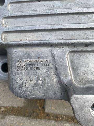 Подушка (опора) двигуна, ліва A2472403200 Mercedes