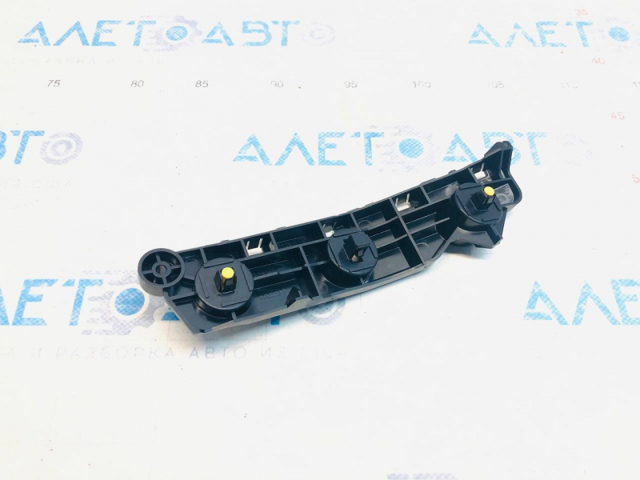 Кронштейн кріплення бампера переднього лівий Nissan/Infiniti 622236RR0B