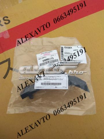 6400G173 Mitsubishi Лівий кронштейн переднього бампера