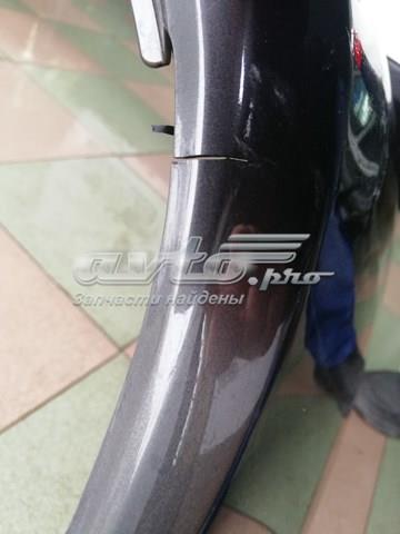 Передній бампер TK9550031KBB Mazda
