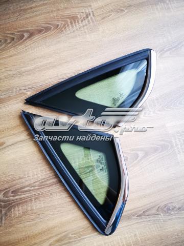 Скло-кватирка двері, задній, правій DS7Z5429710A Ford