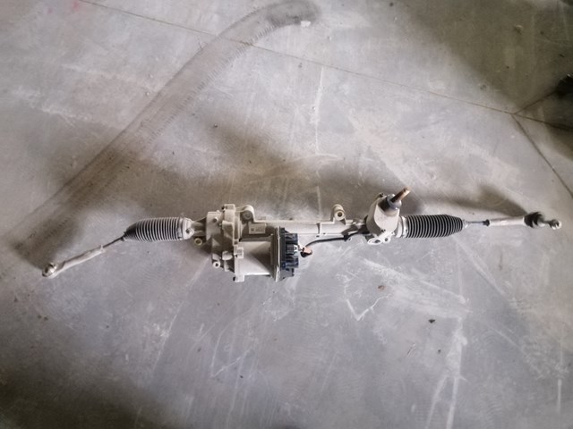 104483100E Tesla Рейковий рульовий механізм
