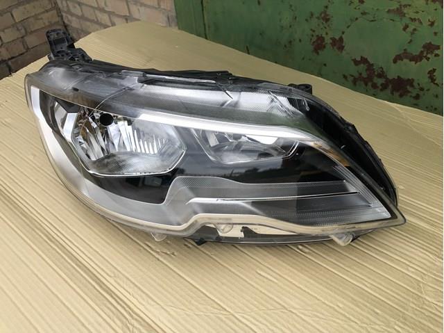 Фара комбінована, передня Peugeot/Citroen 9817296980