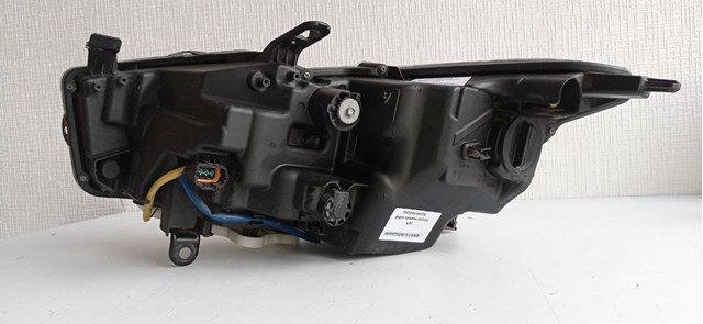 Основна фара - вставка Nissan/Infiniti 260106HH7A ціна, від 561.48 USD