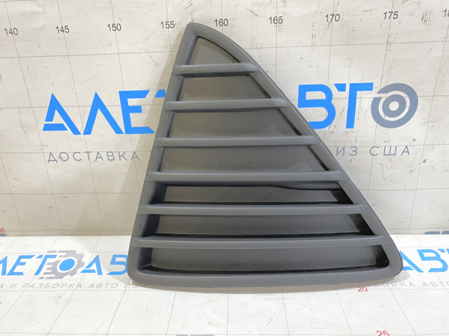 Решітка переднього бампера, ліва FPS FP2813917 ціна, від 4.13 USD