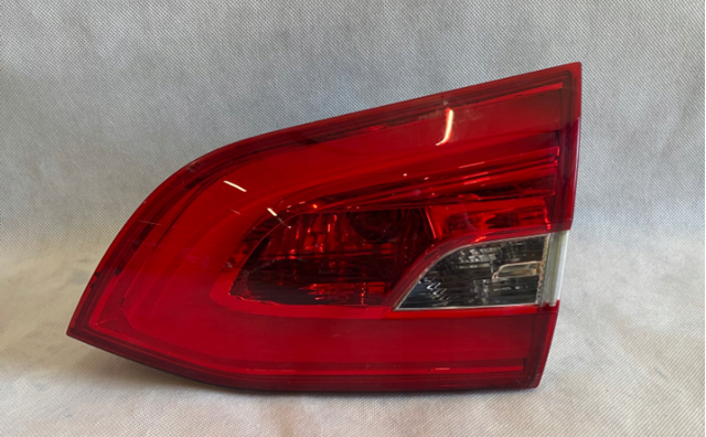 Купити 9678094880 Peugeot/Citroen Ліхтар задній внутрішній правий