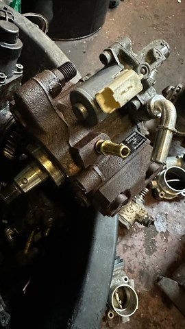 Паливний насос високого тиску 9676289780 Peugeot/Citroen
