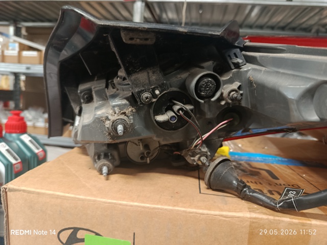  Hyundai/Kia 92401AA100 ціна, від 538.82 USD