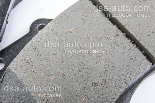 Передні тормозні колодки 04465YZZR2 Toyota