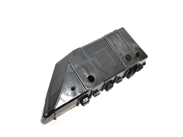 Кронштейн бампера переднього, правий Chery A132803572 ціна, від 1.46 USD
