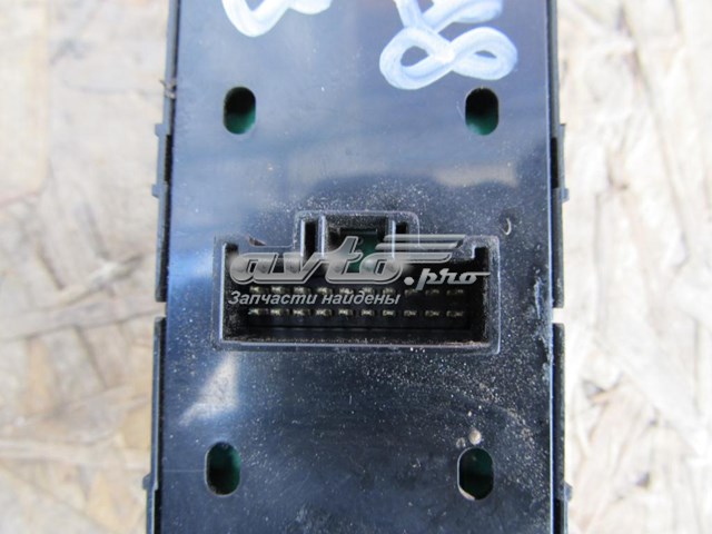  Hyundai/Kia 935702T020