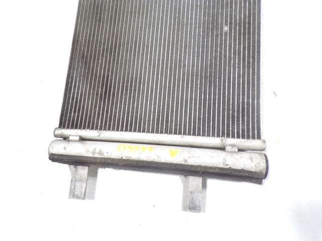22828110 BMW 