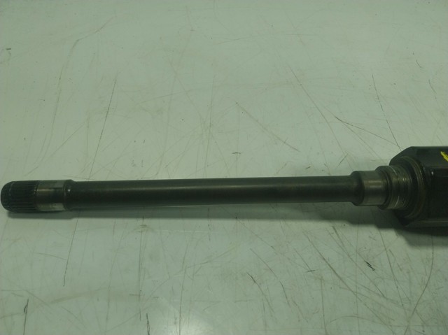 Піввісь права 31608687782 BMW